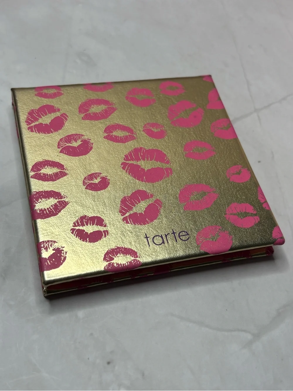 tarte - leave your mark eyeshadow palette Volume 2